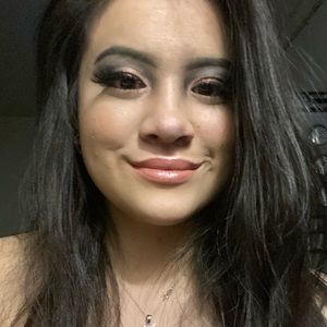 Meet your Posher, Anika